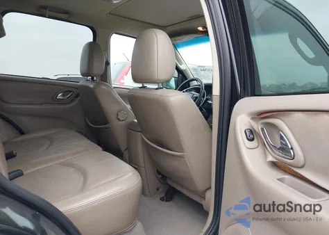 2005 Mazda Tribute S z USA, uszkodzony, nr VIN 4F2YZ06115KM34156